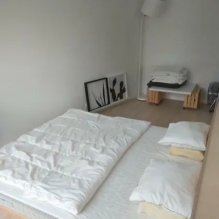 Kollataja 7 Apartman *